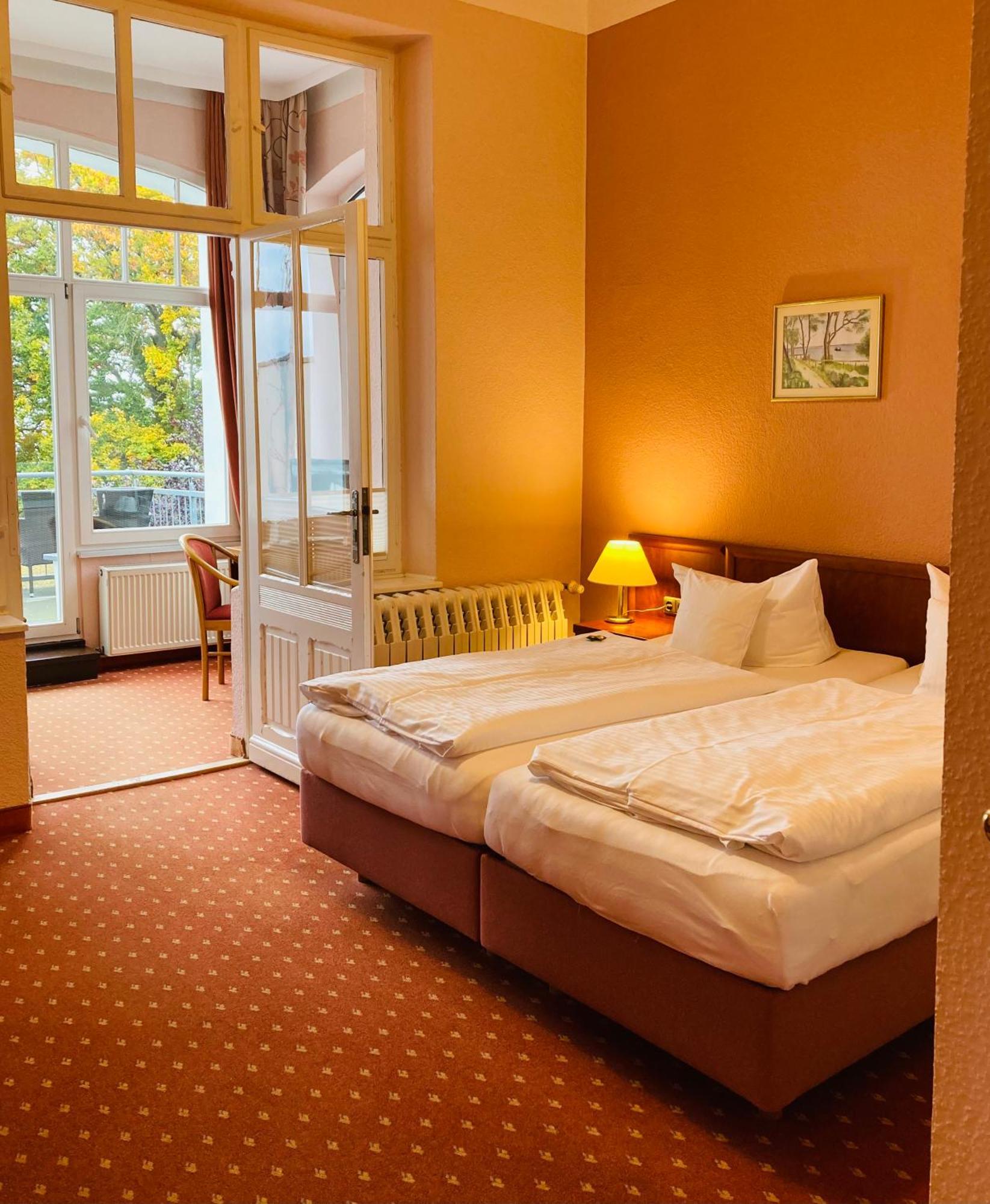 Hotel Germania เฮริงสดอร์ฟ ภายนอก รูปภาพ