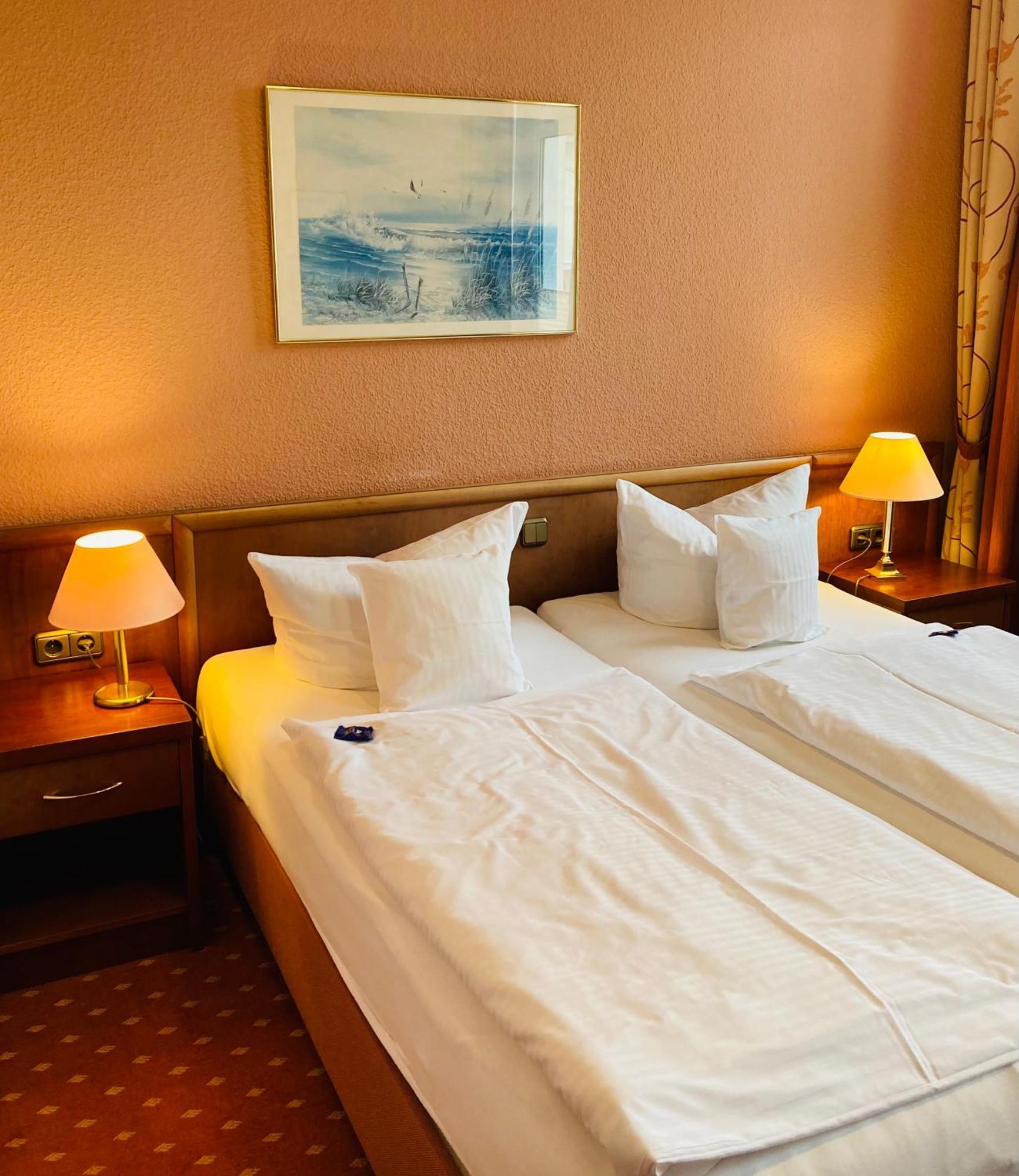 Hotel Germania เฮริงสดอร์ฟ ภายนอก รูปภาพ
